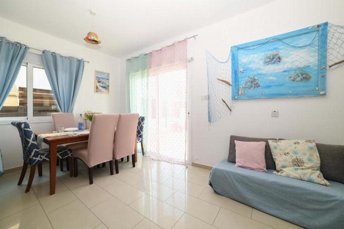  . - Villa Chromata . (Photo Gallery) }}