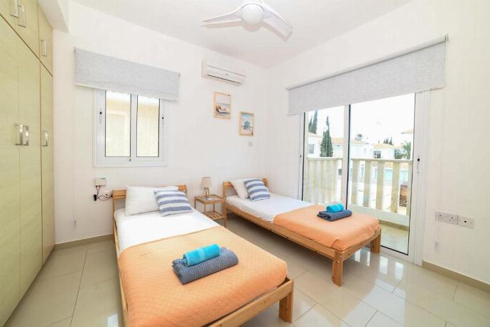  . - Villa Chromata . (Photo Gallery) }}