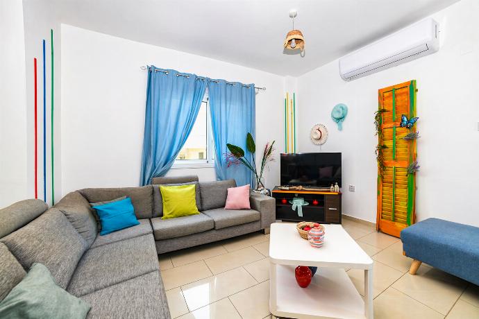  . - Villa Chromata . (Galleria fotografica) }}