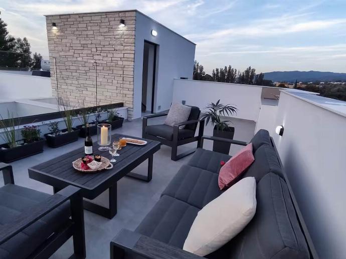  . - Villa Garden Sunrise and Ocean Sunset . (Photo Gallery) }}