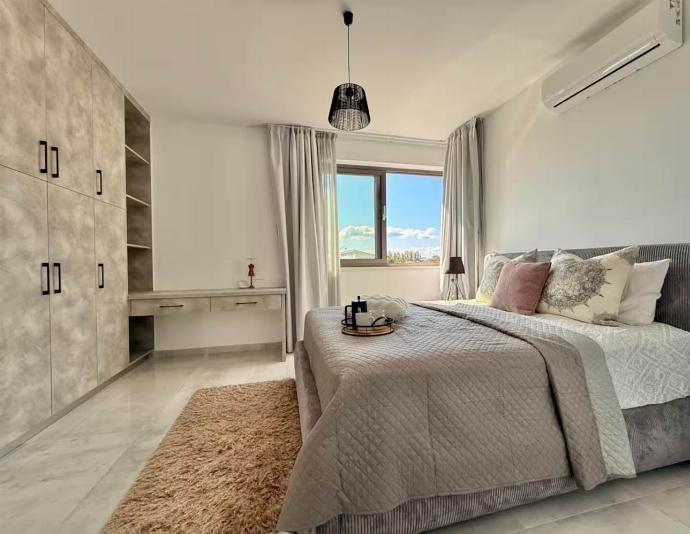  . - Villa Garden Sunrise and Ocean Sunset . (Photo Gallery) }}