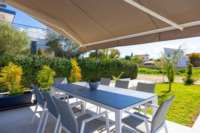  . - Villa Garden Sunrise and Ocean Sunset . (Photo Gallery) }}