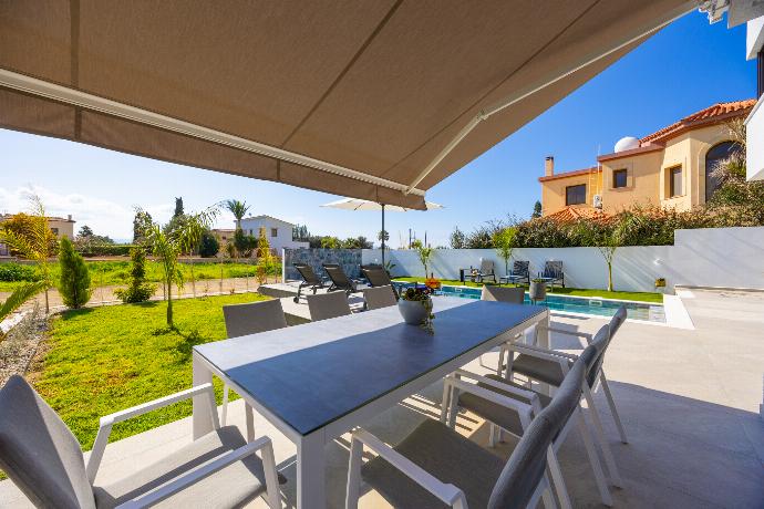  . - Villa Garden Sunrise and Ocean Sunset . (Photo Gallery) }}