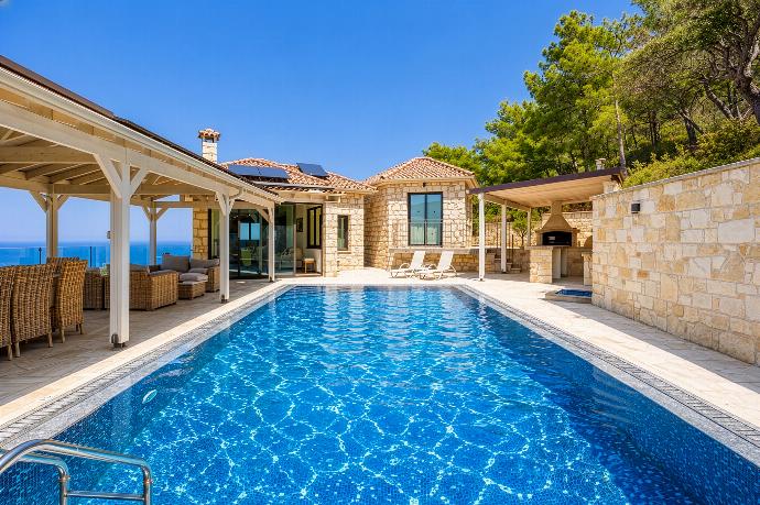  . - Pomos View Villa . (Photo Gallery) }}