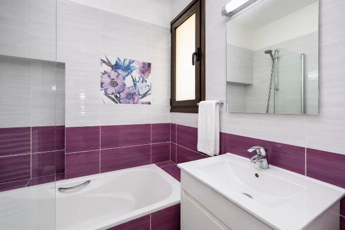  . - Pomos View Villa . (Photo Gallery) }}
