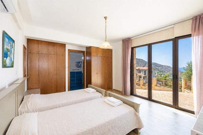  . - Pomos View Villa . (Photo Gallery) }}