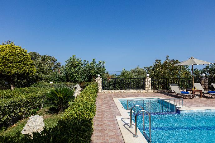 Villa Nefeli Breeze