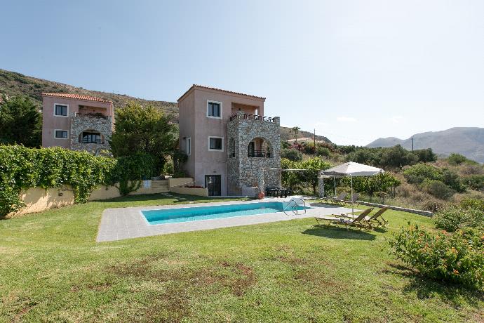 Villa Aptera