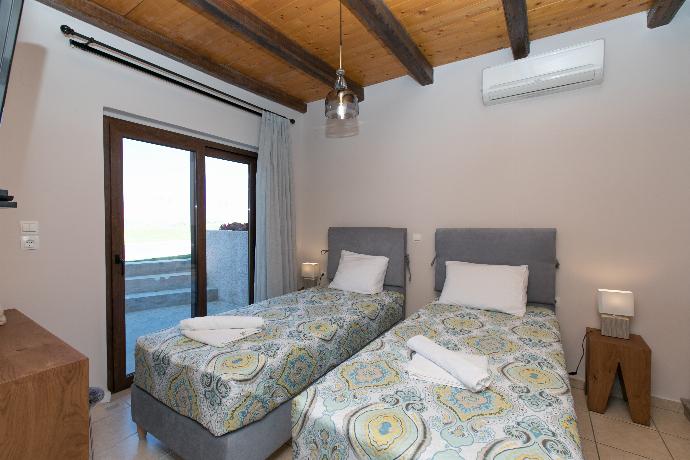 Villa Aptera