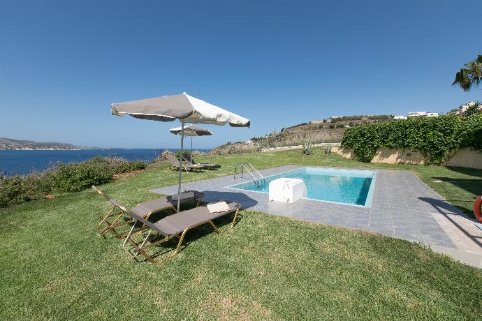 Villa Aptera