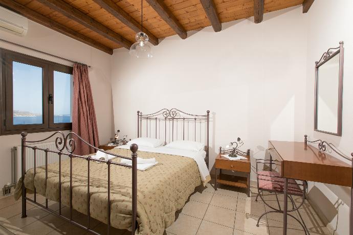 Villa Aptera