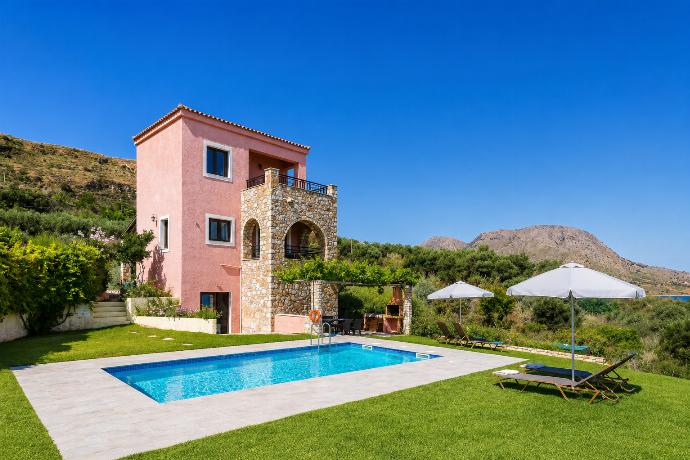 Villa Aptera