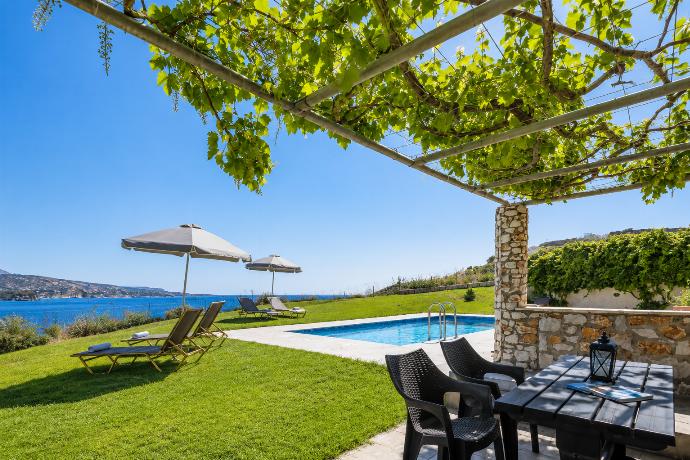 Villa Aptera
