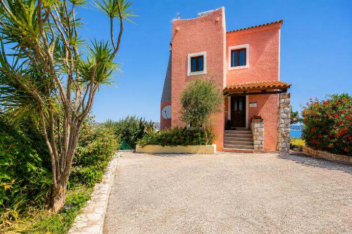Villa Aptera