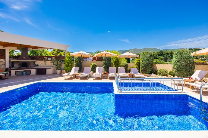 Villa Maggie Alonia