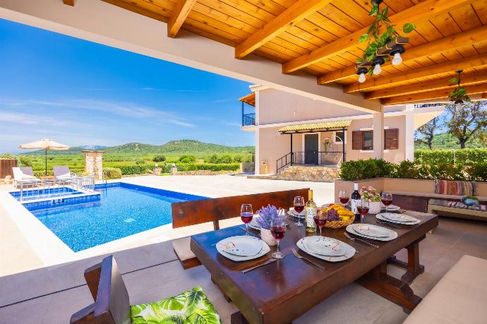 Villa Maggie Alonia