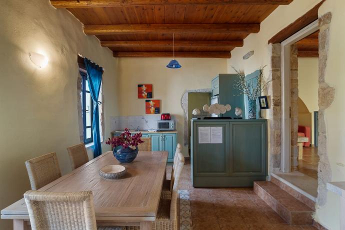 Villa Epavlis