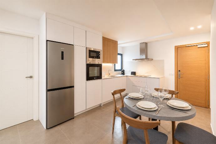 Ereza Residence 1.3
