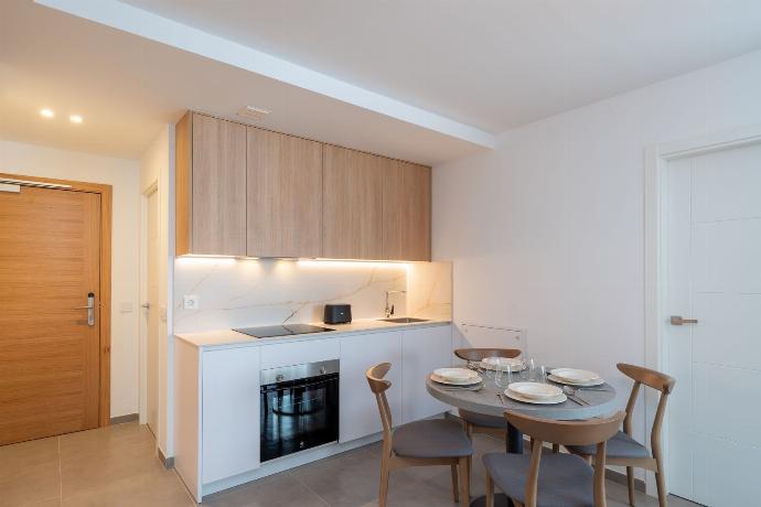Ereza Residence 1.4