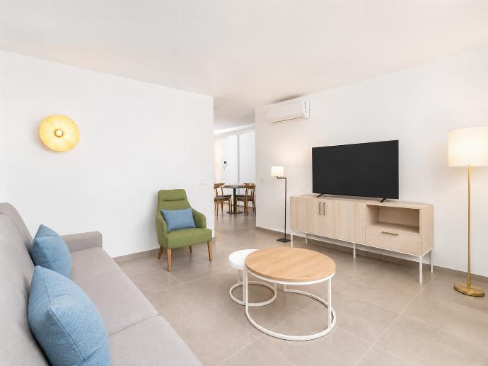 Ereza Residence 10