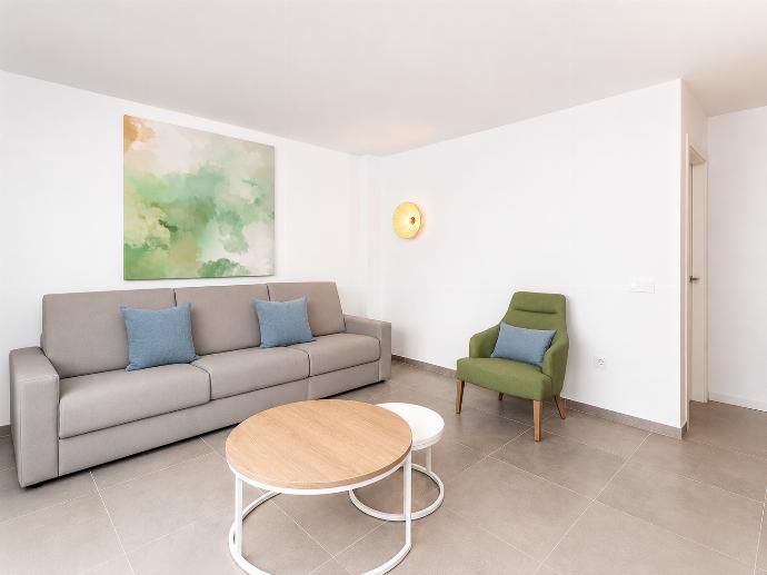 Ereza Residence 10