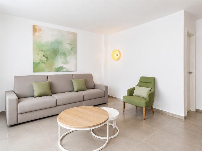Ereza Residence 11