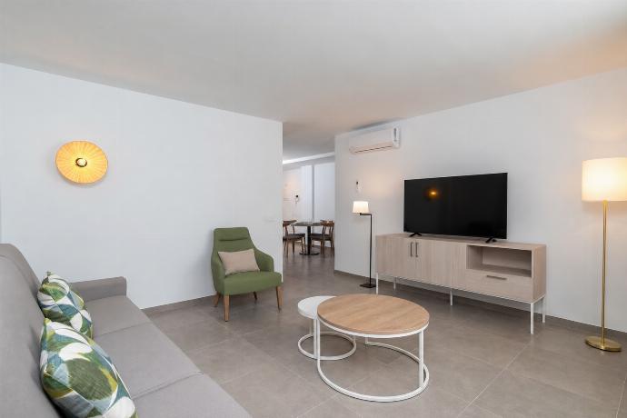 Ereza Residence 12