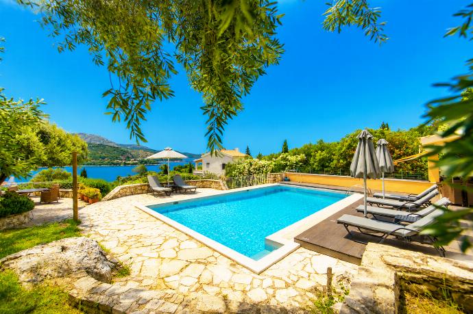 Villa Apanemia