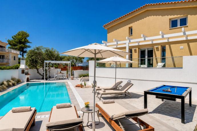 Kaletzia Villa IV