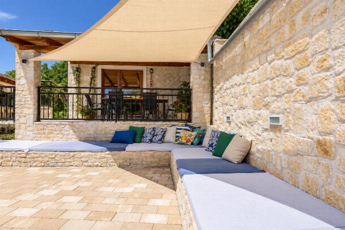 Villa Ika