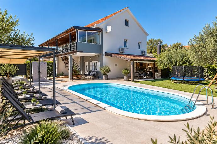 Villa Odzakovic — Nadin, Zadar