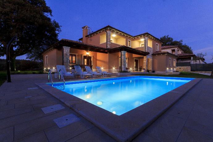 Villa Aurora