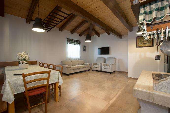 Villa Aurora