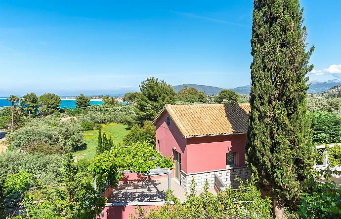 Villa Porphyra