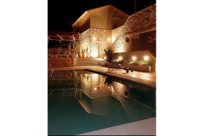 Villa Porphyra