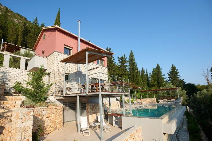 Villa Porphyra