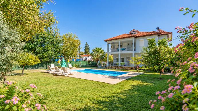 Villa Sora