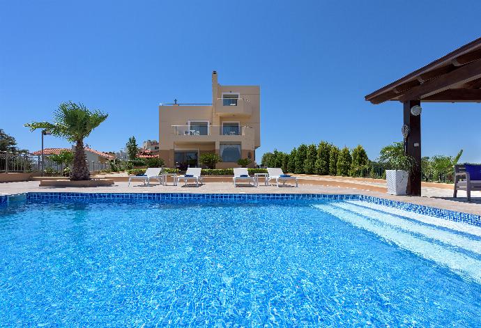 Beautiful villa with private pool and terrace