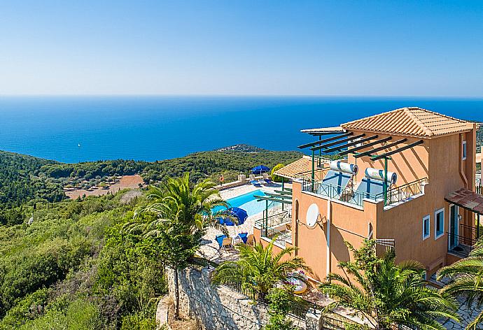 Beautiful villa with private pool, terrace, and panoramic sea views . - Villa Vera . (Galería de imágenes) }}