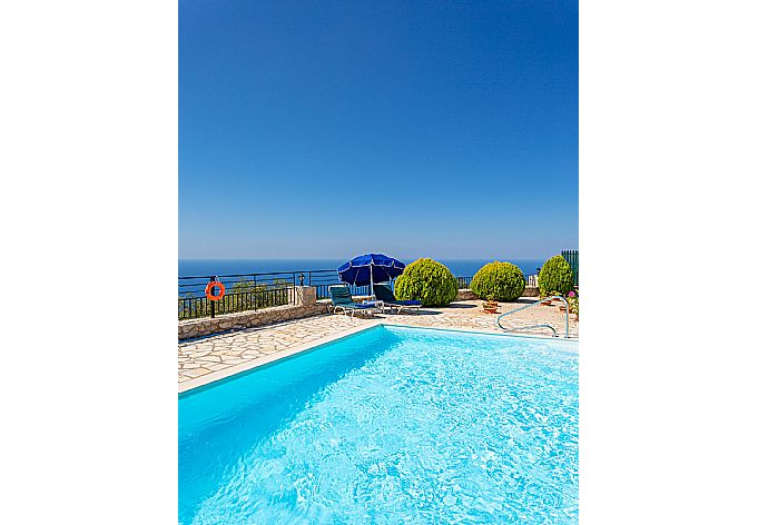 Private pool and terrace with panoramic sea views . - Villa Vera . (Photo Gallery) }}