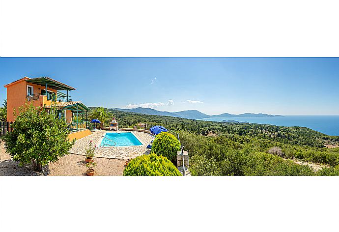 Beautiful villa with private pool, terrace, and panoramic sea views . - Villa Vera . (Галерея фотографий) }}