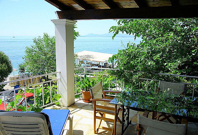 ,Terrace area with sea views . - Stella . (Photo Gallery) }}