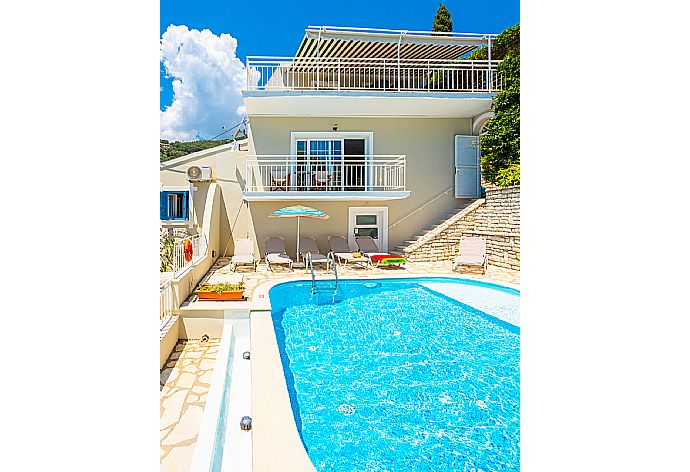 Beautiful villa with private pool and terrace with sea views . - Villa Thalassa . (Galería de imágenes) }}