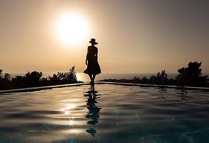 Sunset from the pool terrace of Villa Belvedere Rosa . - Villa Belvedere Rosa . (Photo Gallery) }}