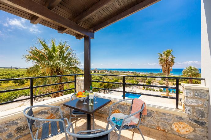 Spiros Beach Villa