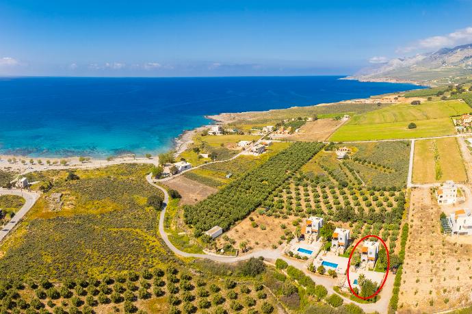 Spiros Beach Villa