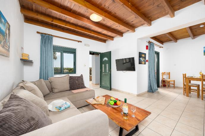 Spiros Beach Villa