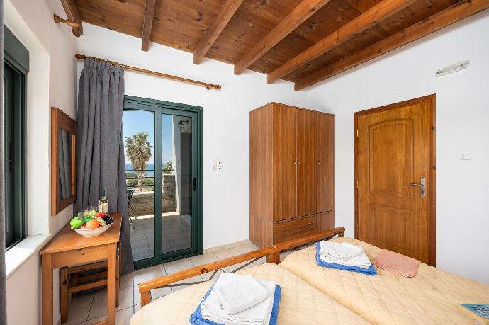 Spiros Beach Villa