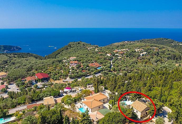 Aerial view showing location of Villa Gallini . - Villa Gallini . (Photo Gallery) }}