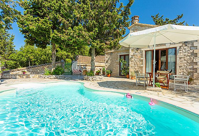 Beautiful villa with private pool and terrace . - Villa Gallini . (Fotogalerie) }}